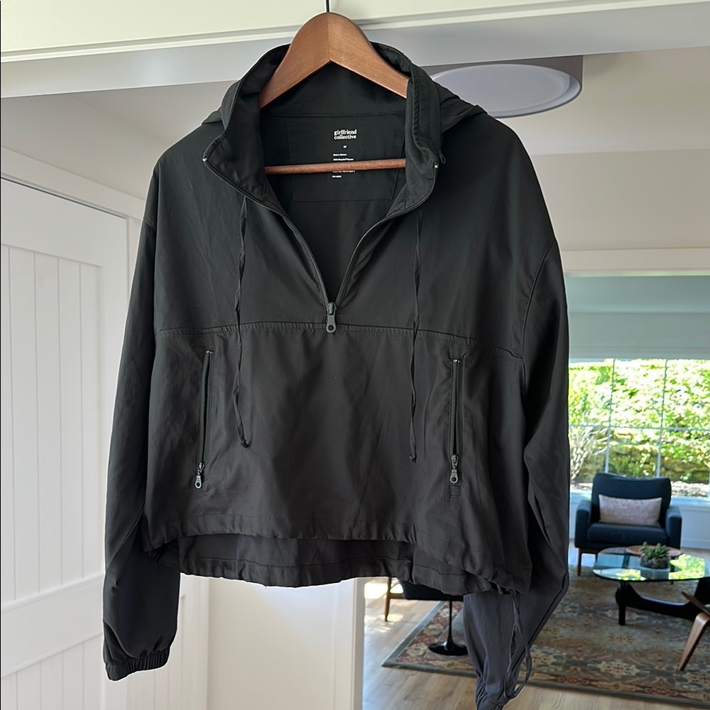 Girlfriend Collective Huddle Half Zip  Black Lightweight Hooded Women's Jacket M